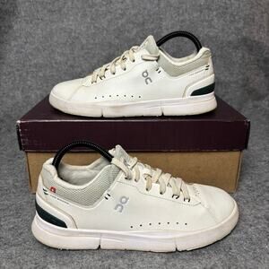 On The Roger Advantage White Leather Trainer Running Shoes Womens Size 8.5 US